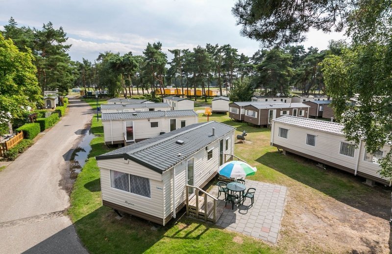 Kattenbos Mobilehome near the water