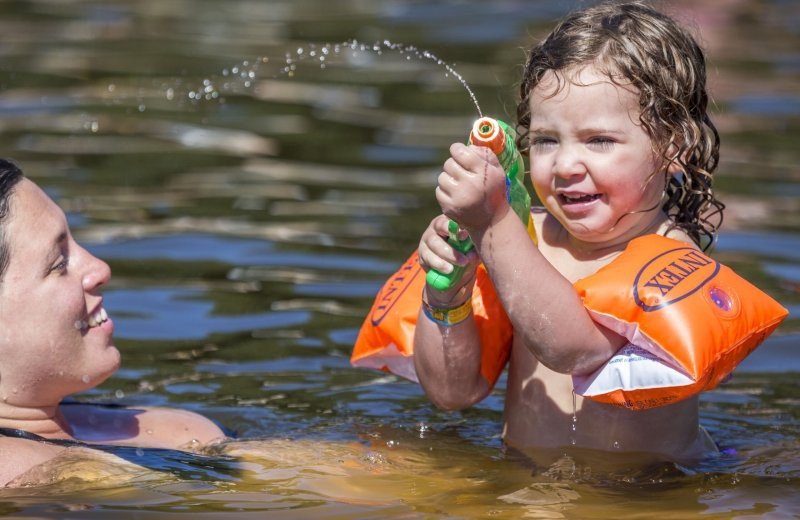 Vakantiepark in Zeeland met strandbad