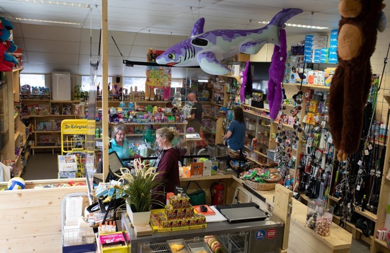 Vakantiepark met supermarkt