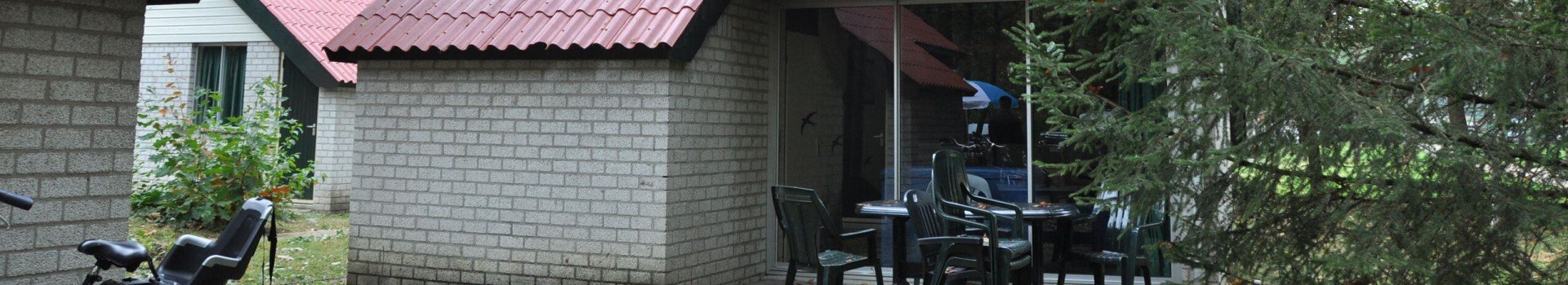 Em bungalow rood dak 060